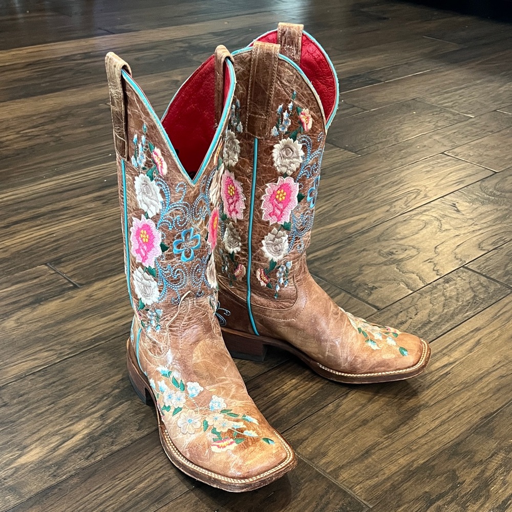 Macie Bean Rose Garden Honey Bunch Roper Boots